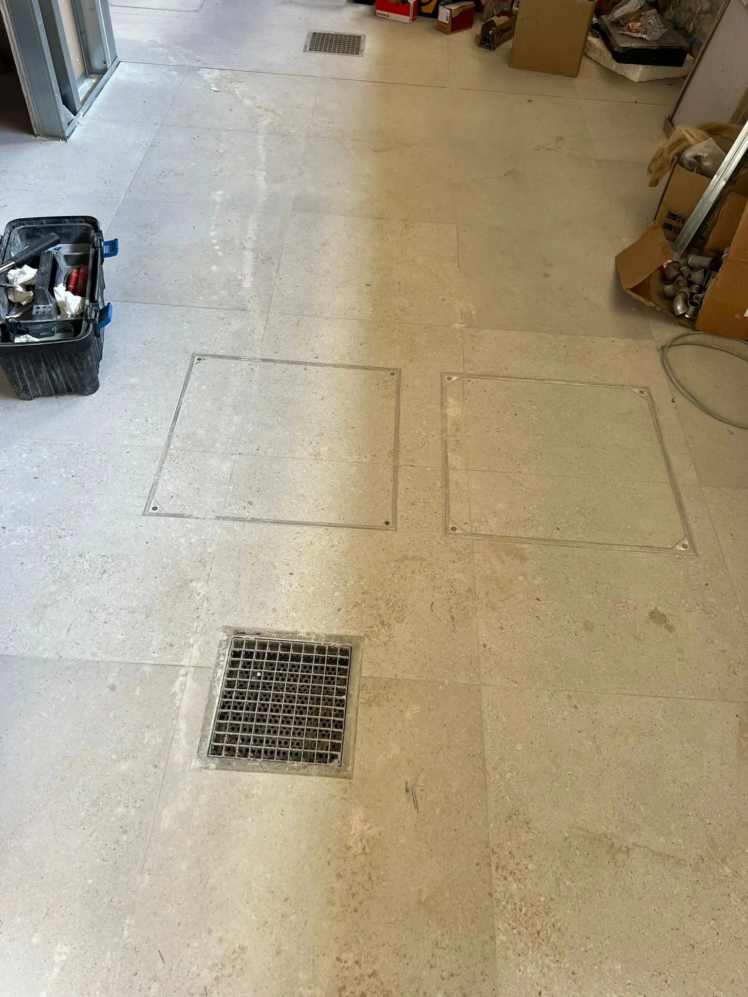 Podni inox slivnici s Heavy Duty rešetkom, Mesna industrija PIVAC