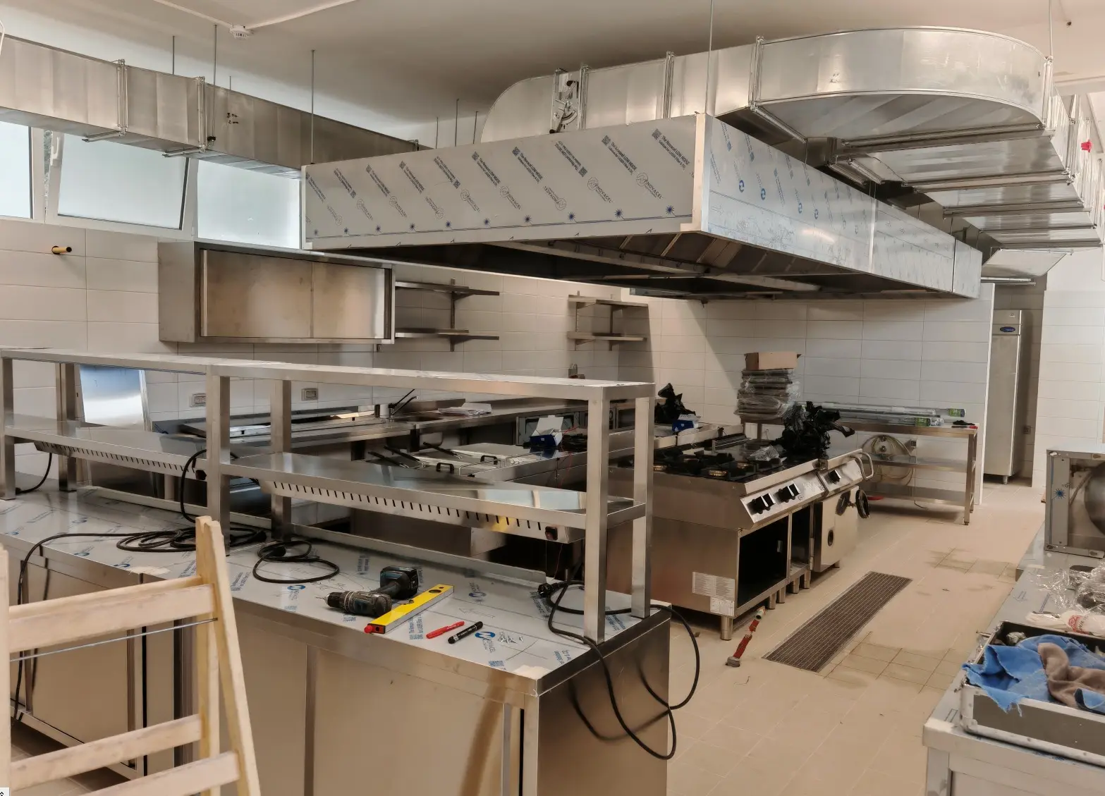 Inox podni slivnici, profesionalna kuhinja, Borak, Brač